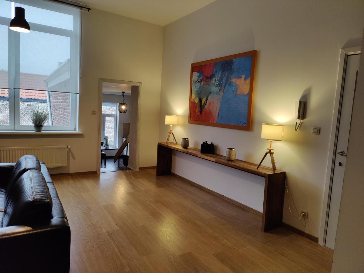 B&B Leopold & Appartementen ซินท์-ทราวเดิน ภายนอก รูปภาพ