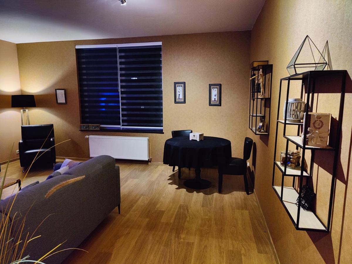 B&B Leopold & Appartementen ซินท์-ทราวเดิน ภายนอก รูปภาพ