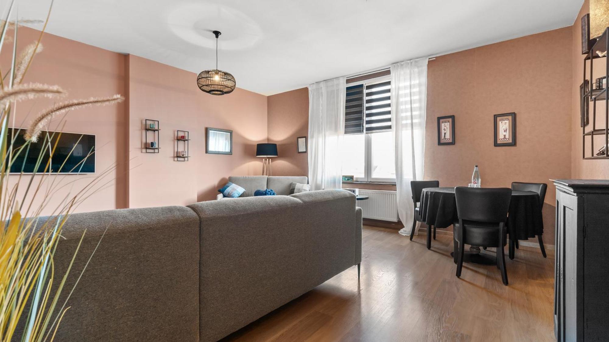 B&B Leopold & Appartementen ซินท์-ทราวเดิน ภายนอก รูปภาพ
