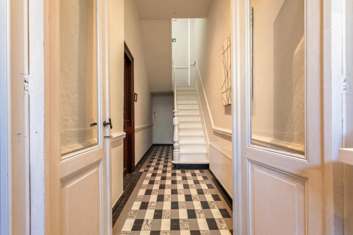 B&B Leopold & Appartementen ซินท์-ทราวเดิน ภายนอก รูปภาพ