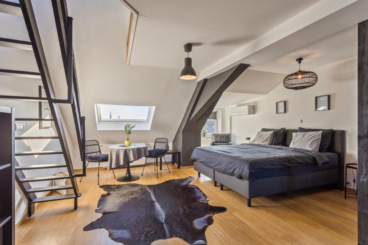 B&B Leopold & Appartementen ซินท์-ทราวเดิน ภายนอก รูปภาพ