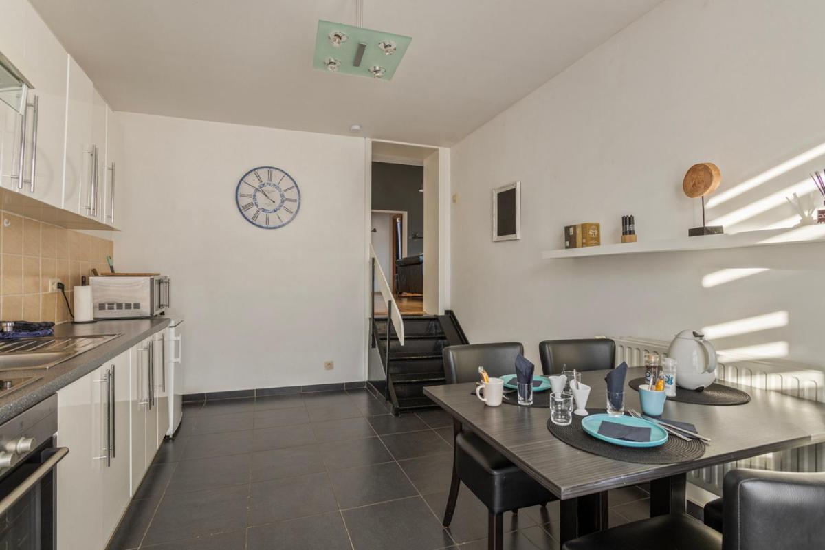 B&B Leopold & Appartementen ซินท์-ทราวเดิน ภายนอก รูปภาพ