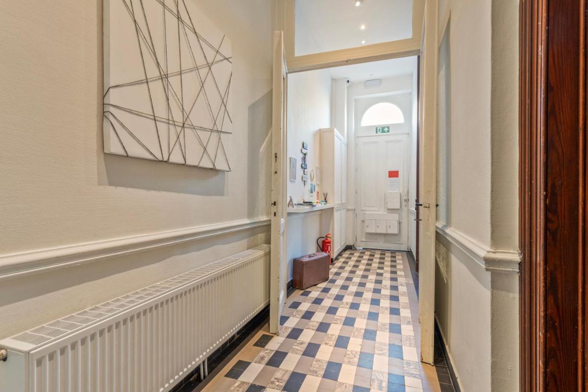 B&B Leopold & Appartementen ซินท์-ทราวเดิน ภายนอก รูปภาพ