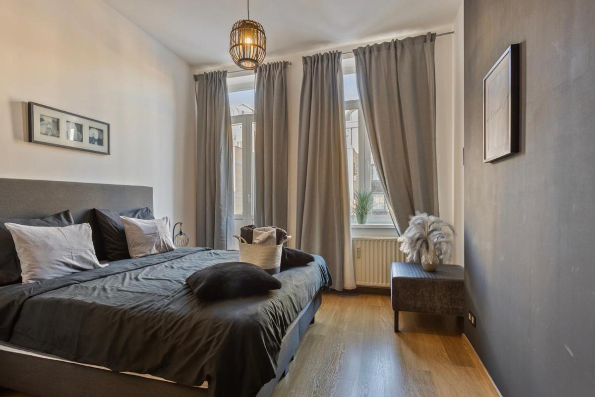 B&B Leopold & Appartementen ซินท์-ทราวเดิน ภายนอก รูปภาพ